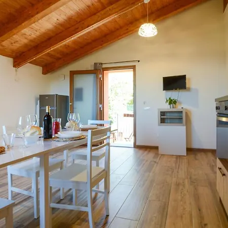 1 Bedroom Cozy In Zignago Διαμέρισμα Sasseta
