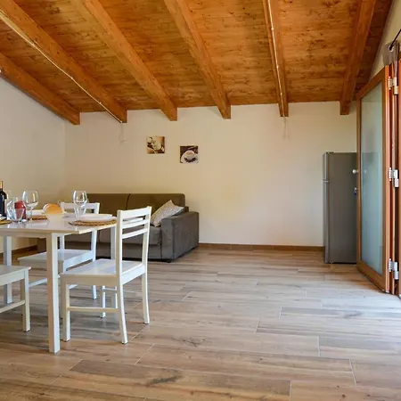 Διαμέρισμα 1 Bedroom Cozy In Zignago Sasseta