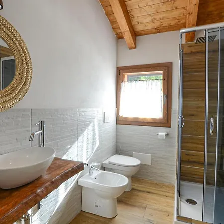 Διαμέρισμα 1 Bedroom Cozy In Zignago *